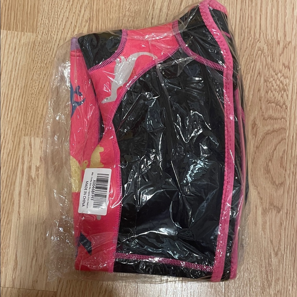 NWT Vibrant Pink and Black Kids Rashguard